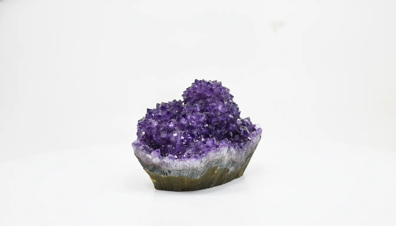 Fennel · Amethyst Cupcake with Formations | Amethystore