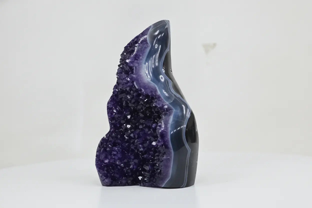 Nerine · Fully Polished Amethyst Free-Form | Amethystore