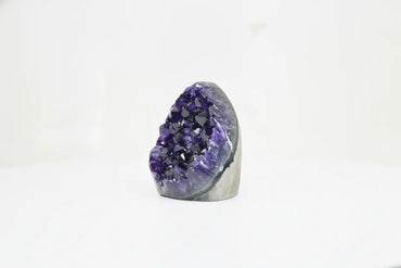 Slate · Cut-Base Amethyst, Extra Quality - view 2