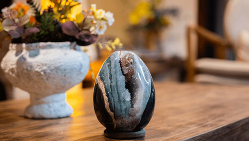 GOOD VIBES: MINERALS IN THE HOME