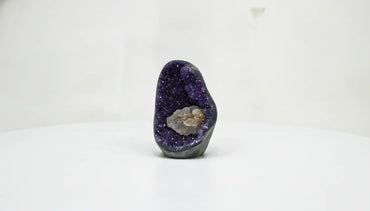 Aspen · Amethyst Piece with Calcite - view 2