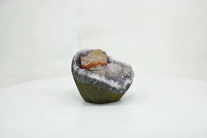 Aurelia · Amethyst Cupcake with Hexagonal Orange Calcite - view 2