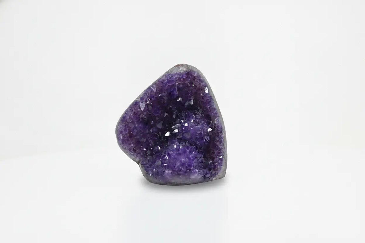 Basalt · Cut-Base Amethyst with Natural Formations - view 4