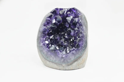 Cairn · Cut-Base Amethyst, Extra Quality | Amethystore