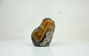 Cassia · Amethyst & Agate with Natural Formations - view 2