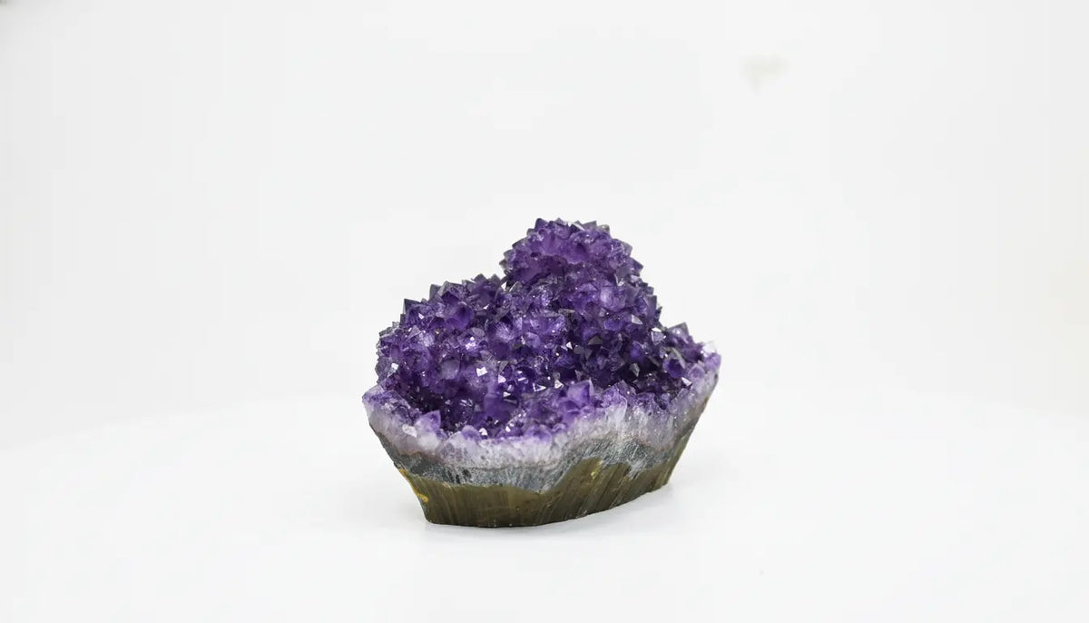 Fennel · Amethyst Cupcake with Formations | Amethystore