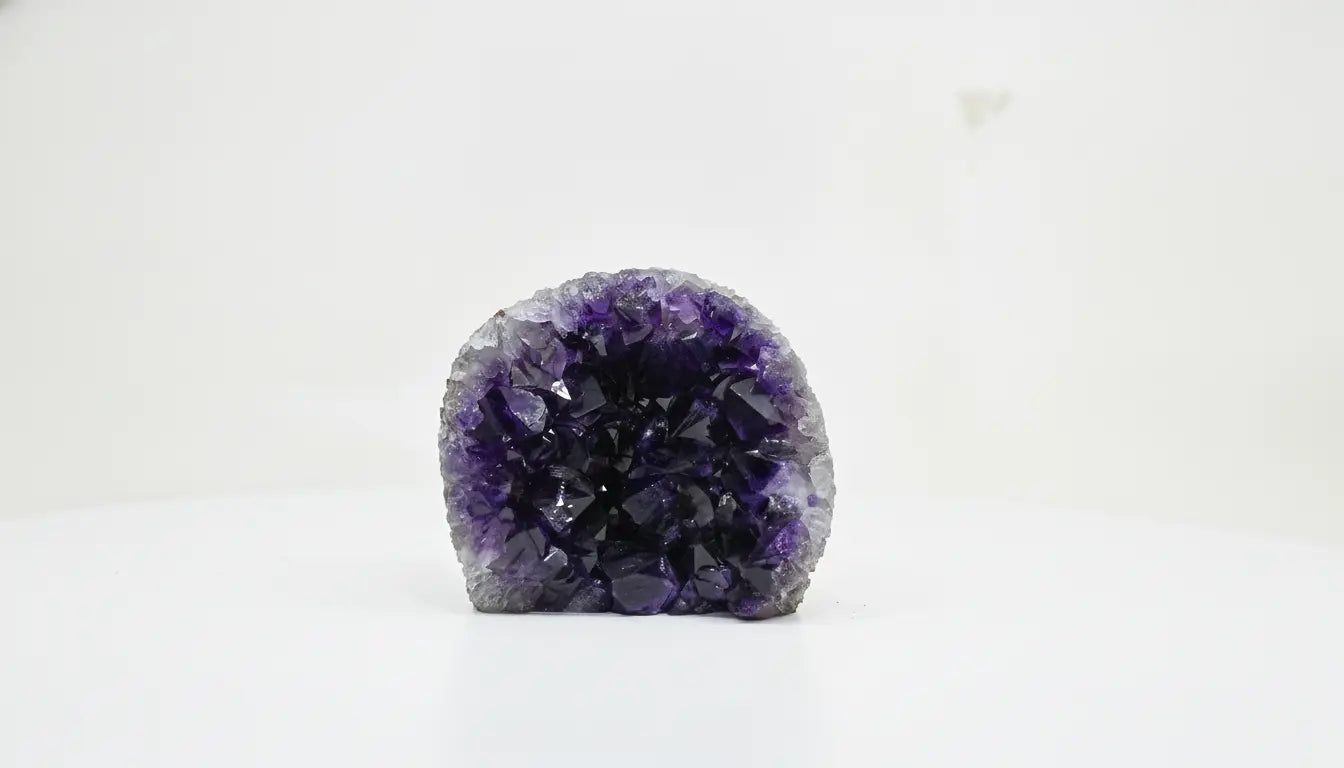 Mesa · Cut-Base Amethyst, Extra Quality | Amethystore
