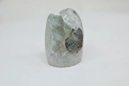 Moss · Cut-Base Amethyst Quartz, Green - view 3