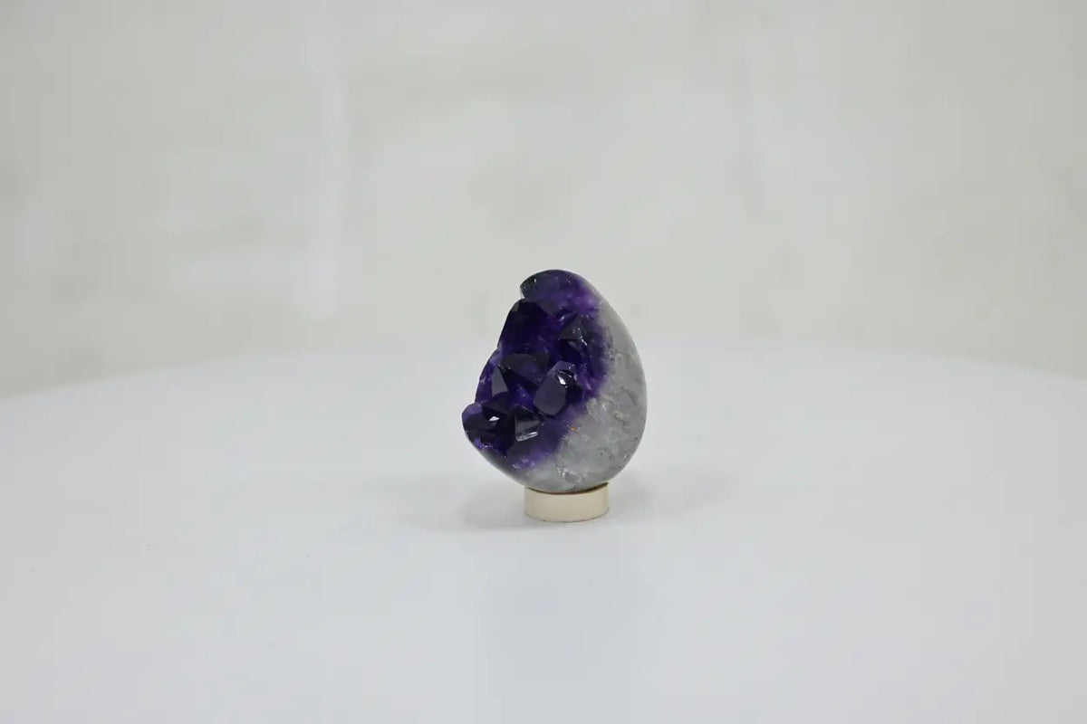 Petra · Amethyst Egg, Extra Quality - view 4