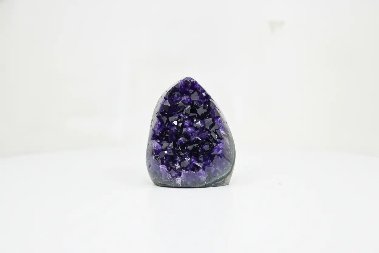 Slate · Cut-Base Amethyst, Extra Quality | Amethystore