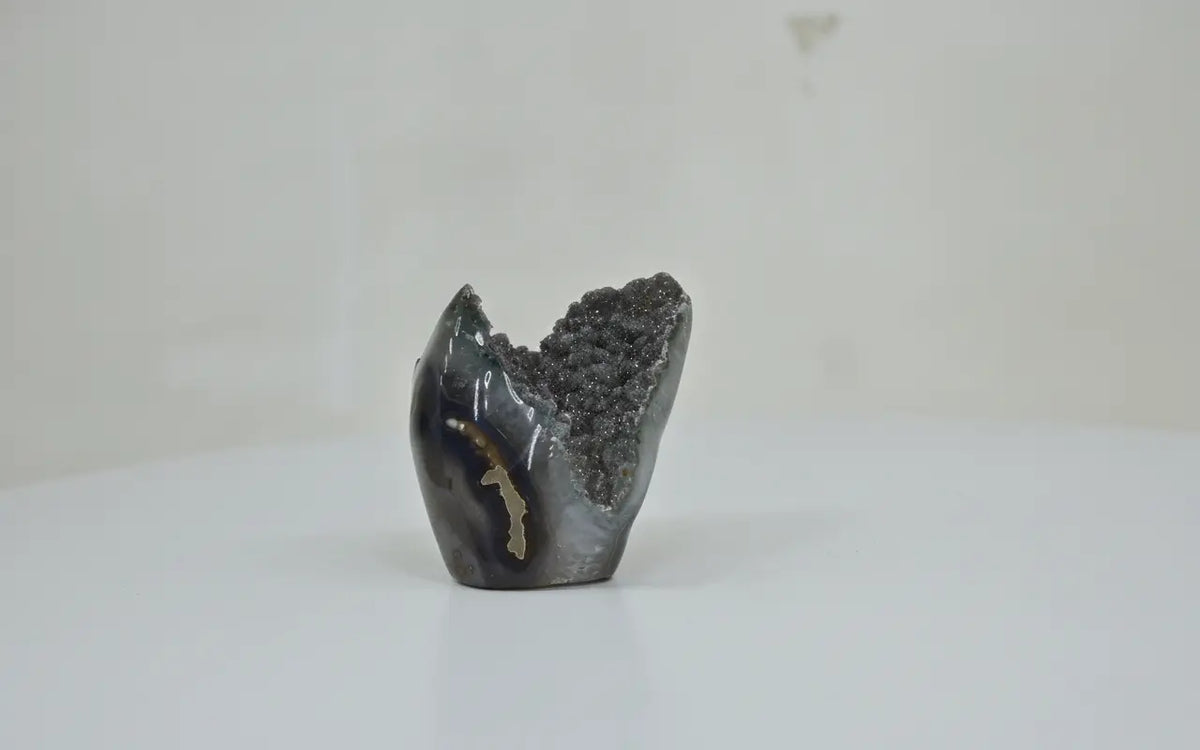 Sorrel · Rainbow Amethyst Cupcake, Fully Polished, Green - view 3