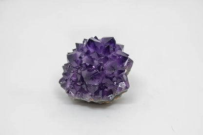 Thistle · Amethyst with Formations, Extra Quality | Amethystore